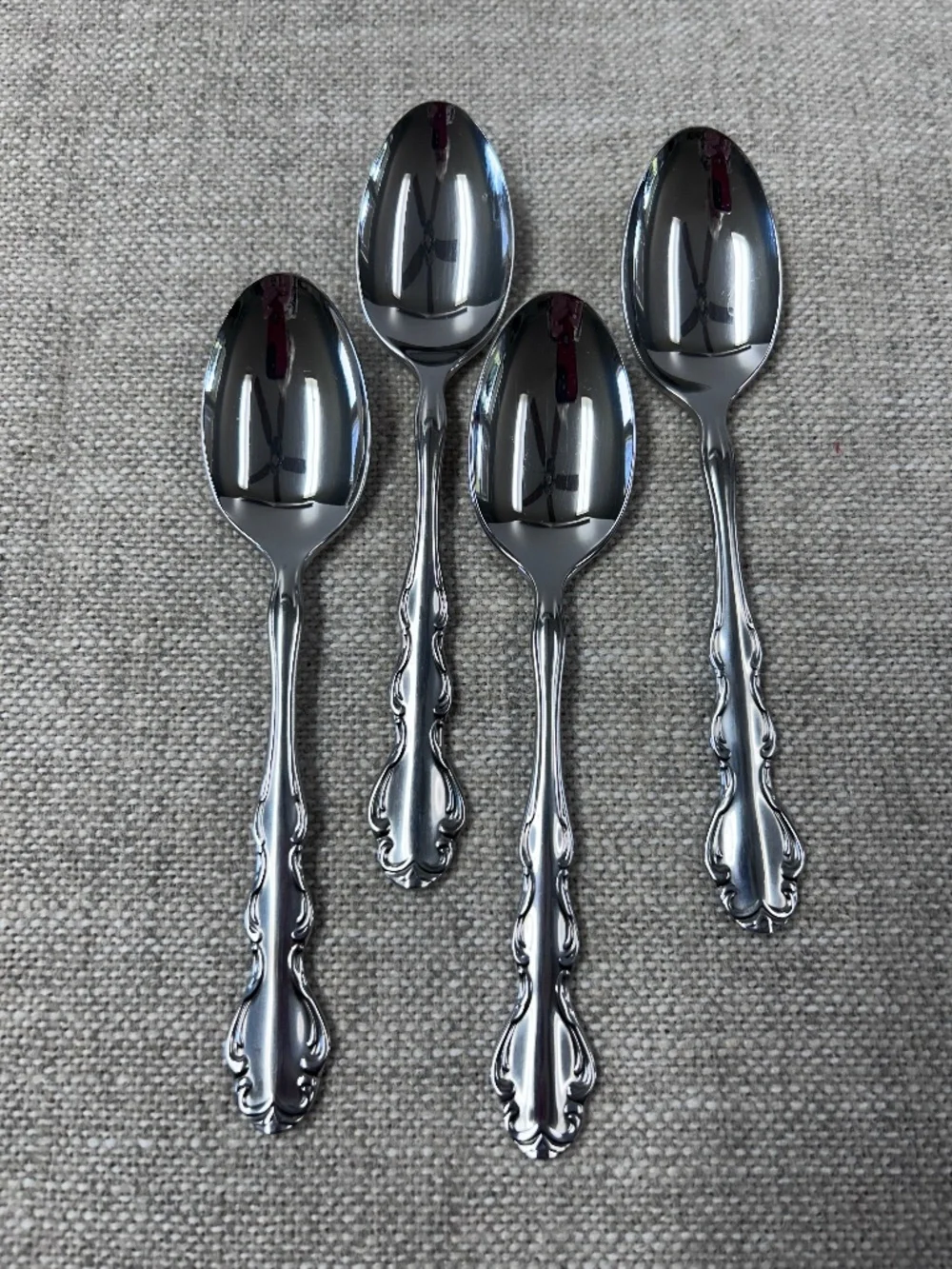 Lot of 4 Reed & Barton Regency Soup Spoons 18/8 Stainless Flatware